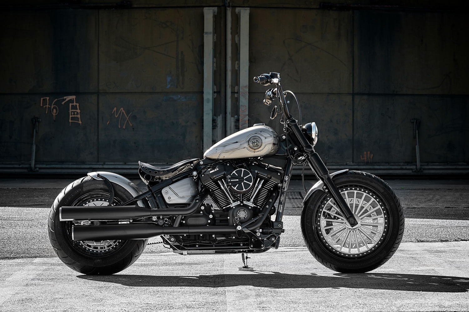 Silverado – Street Bob "Bobber" - Rick's Motorcycles USA - Custom Parts for Harley-Davidson