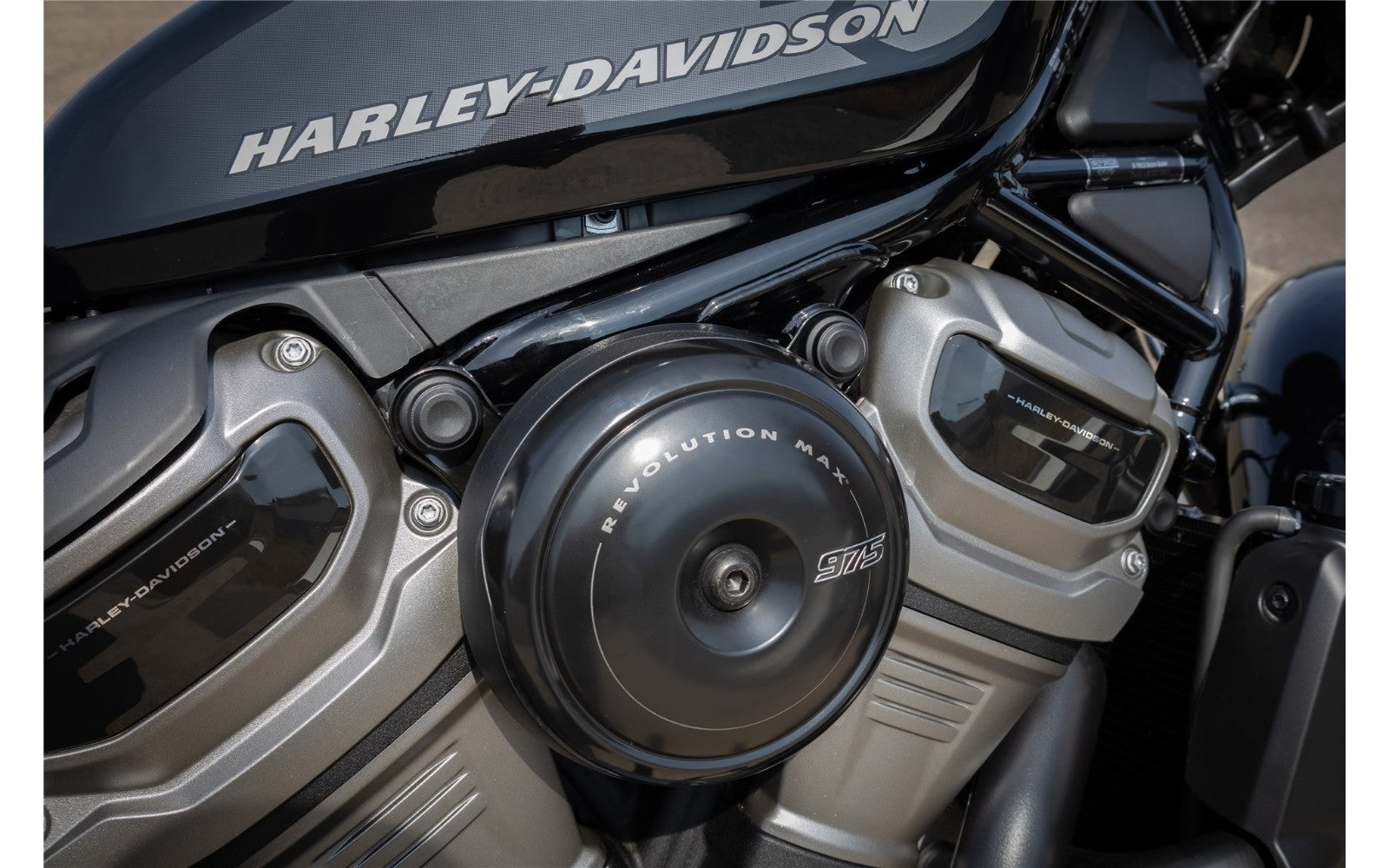 Rick's Glatte Ansaugmuttern-Abdeckungen (15 mm) Set - Nightster ab Baujahr 2022