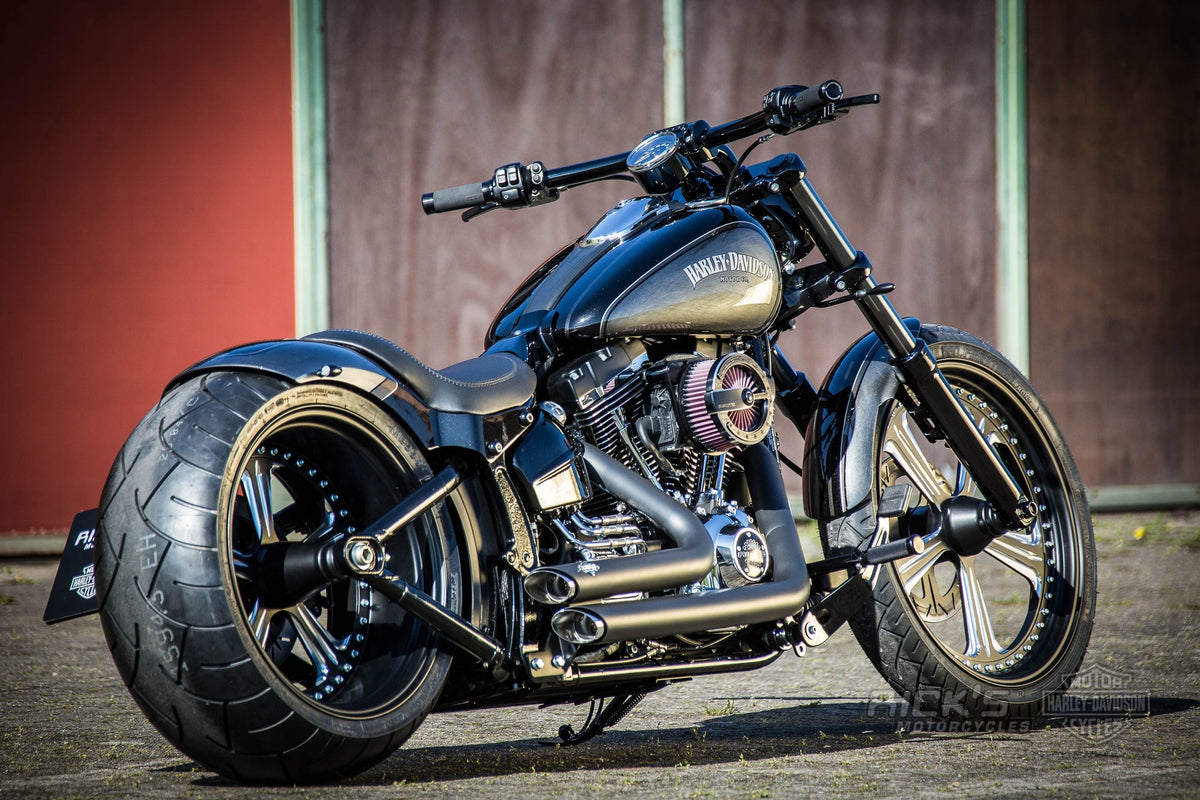 Rick's Gimmi 5 wheels on a custom Harley-Davidson