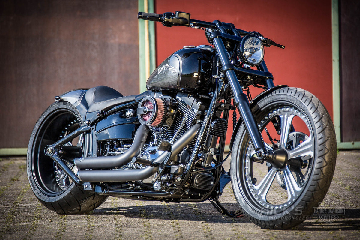 Rick's Gimmi 5 wheels on a custom Harley-Davidson