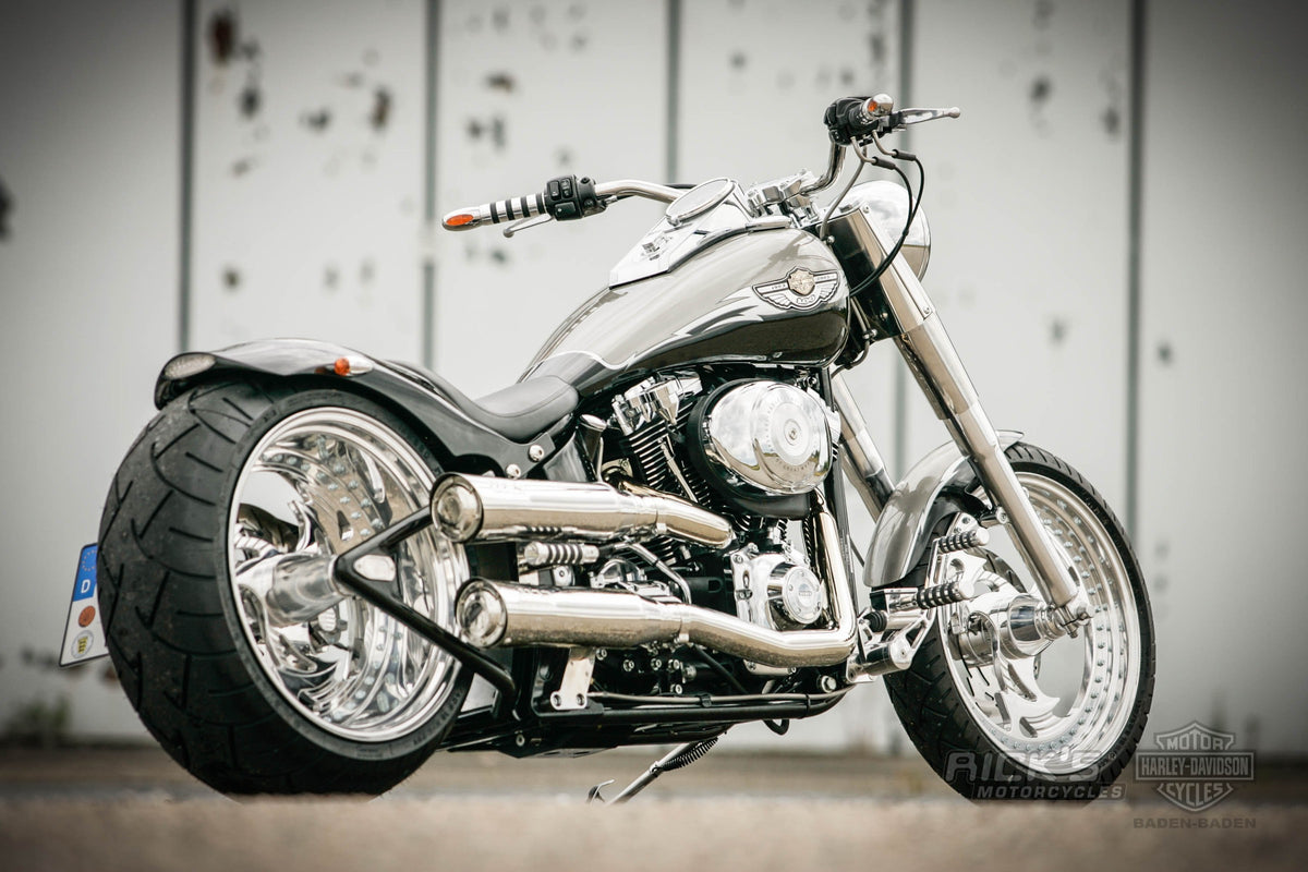Rick's H.Lector wheels on a custom Harley-Davidson