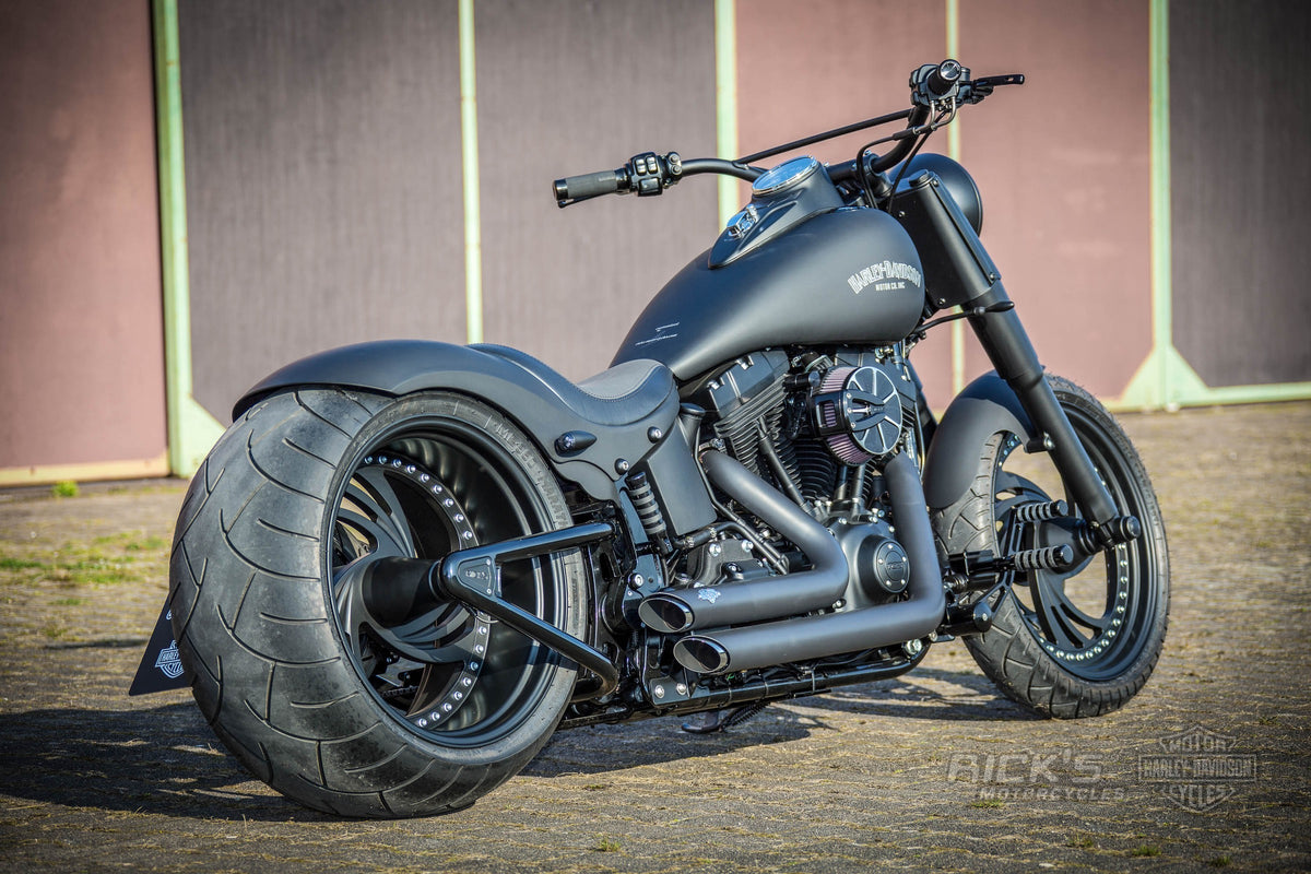 Rick's Hollister wheels on a custom Harley-Davidson