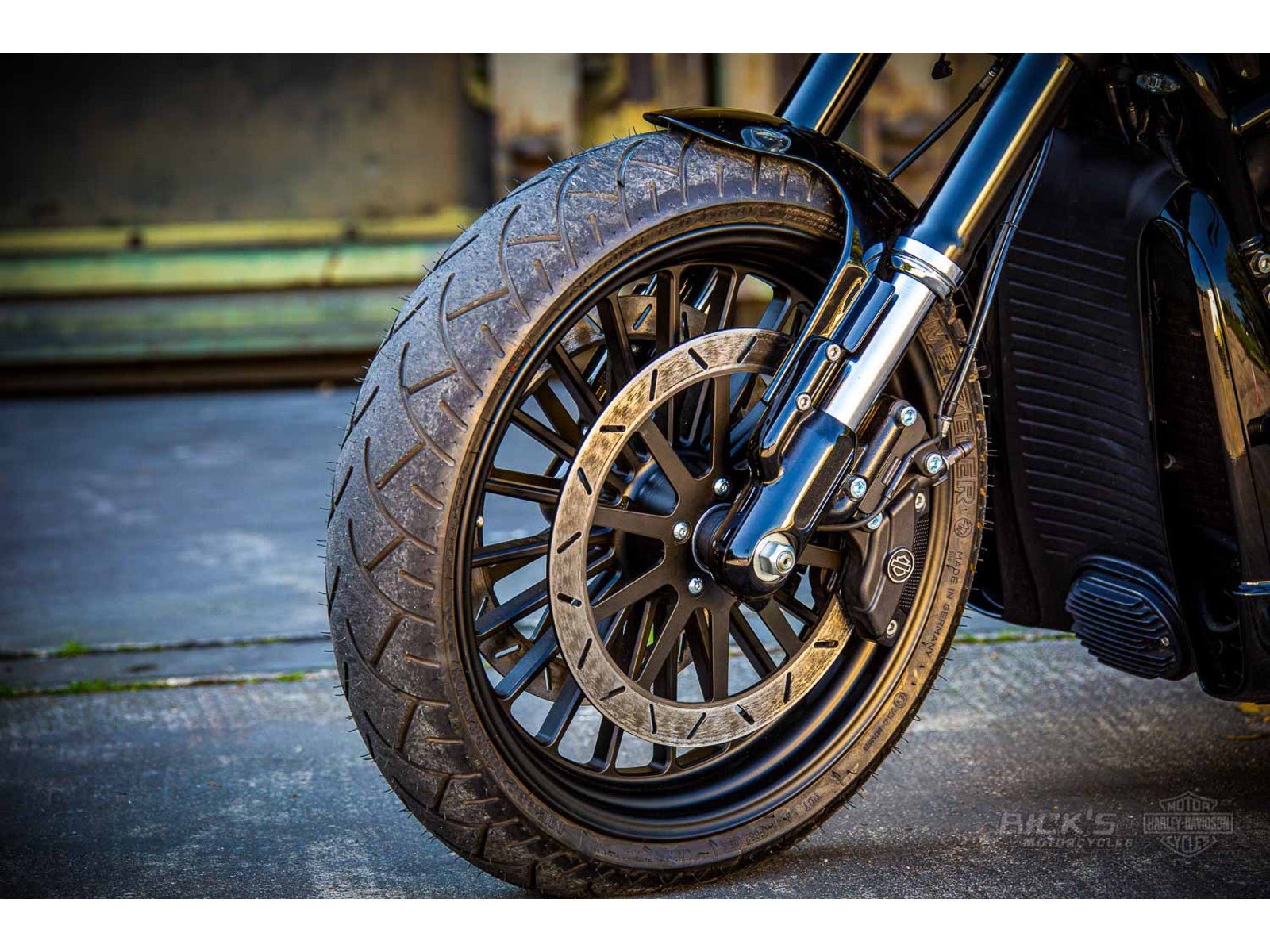 Rick's 18" Front Fender - V-Rod 12-17