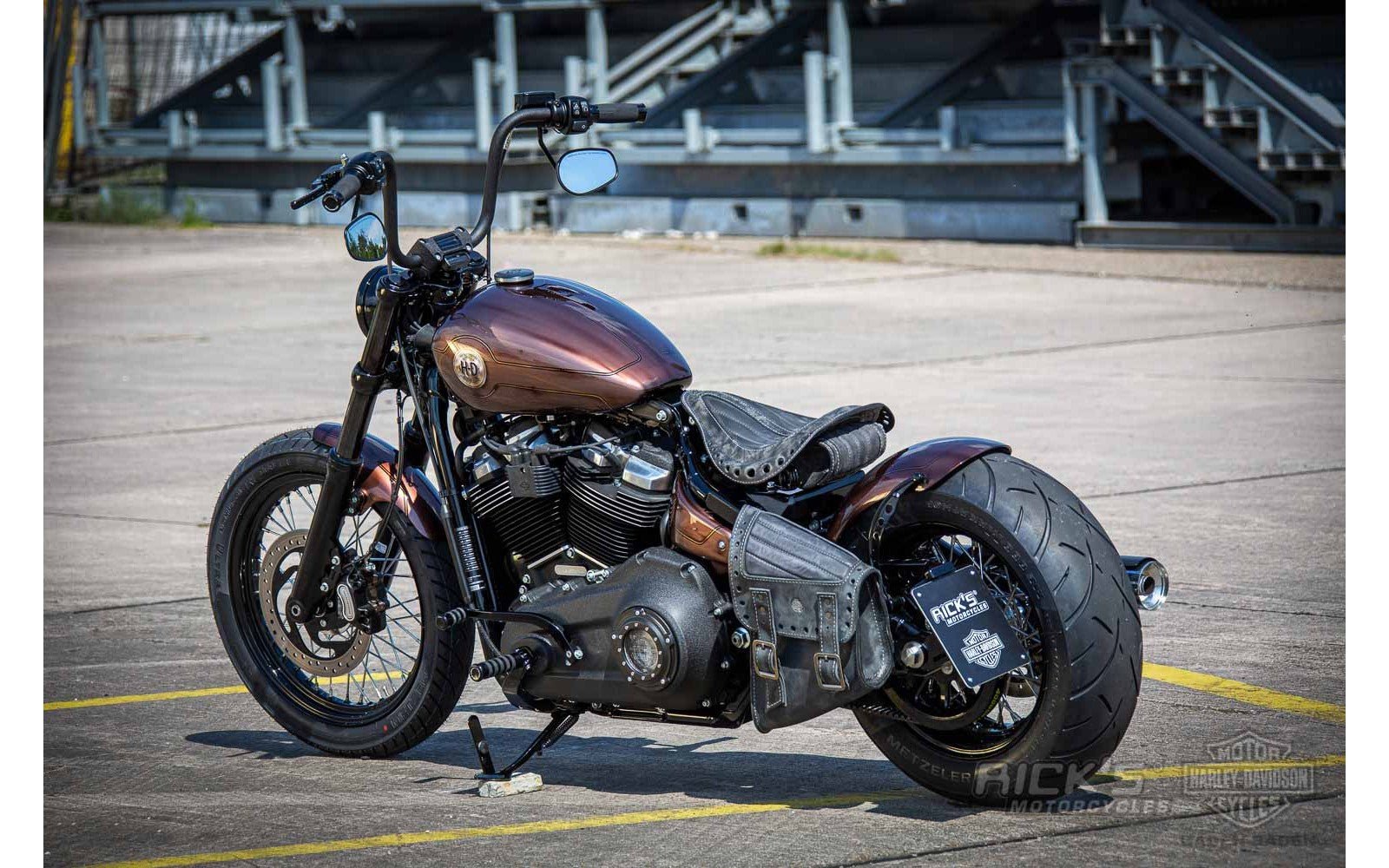 Rick's 19" Front Fender GRP - Street Bob 06-up