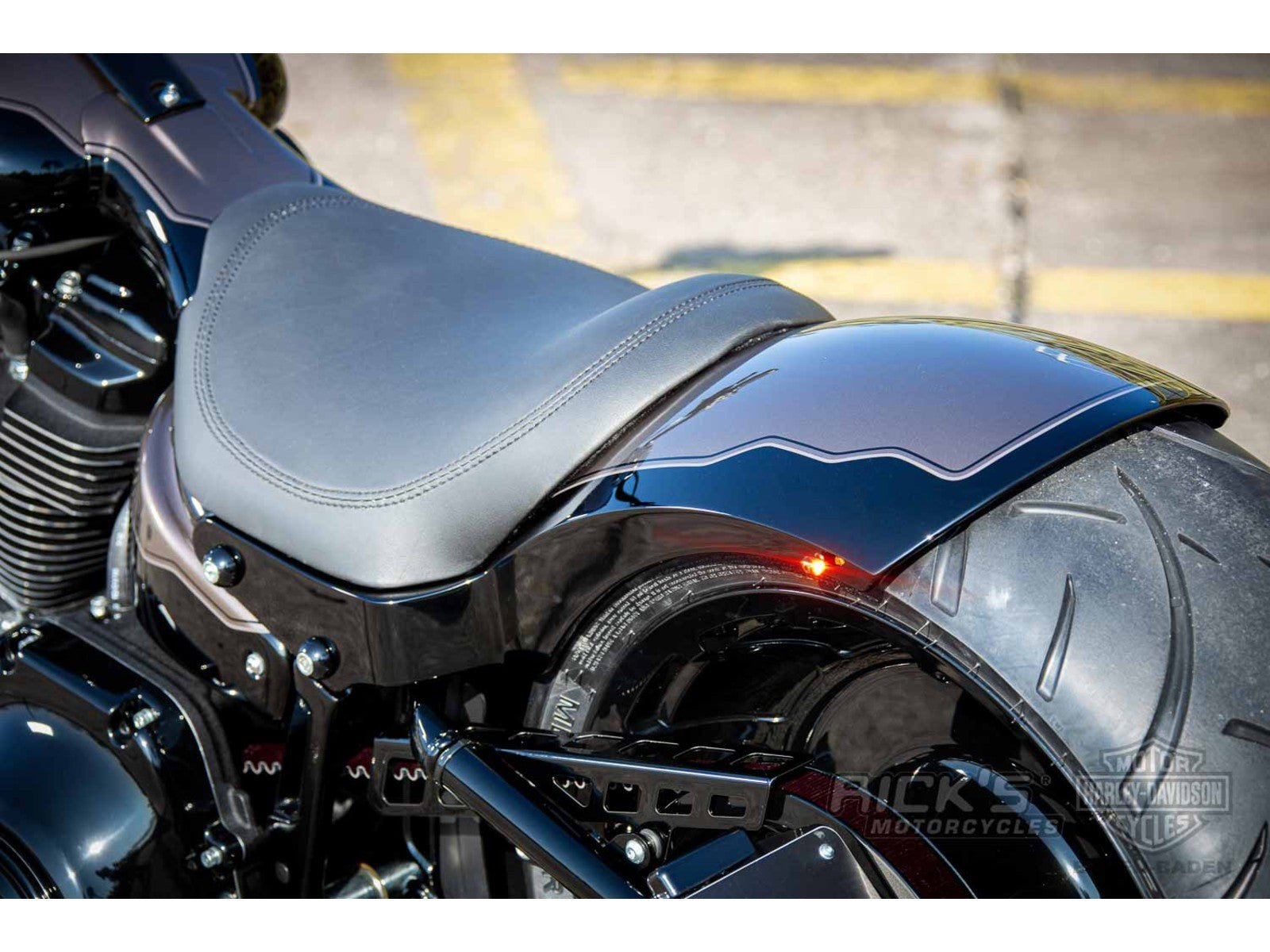 Rick's 240/260 Steel Rear Fender - Softail Wide 18-up