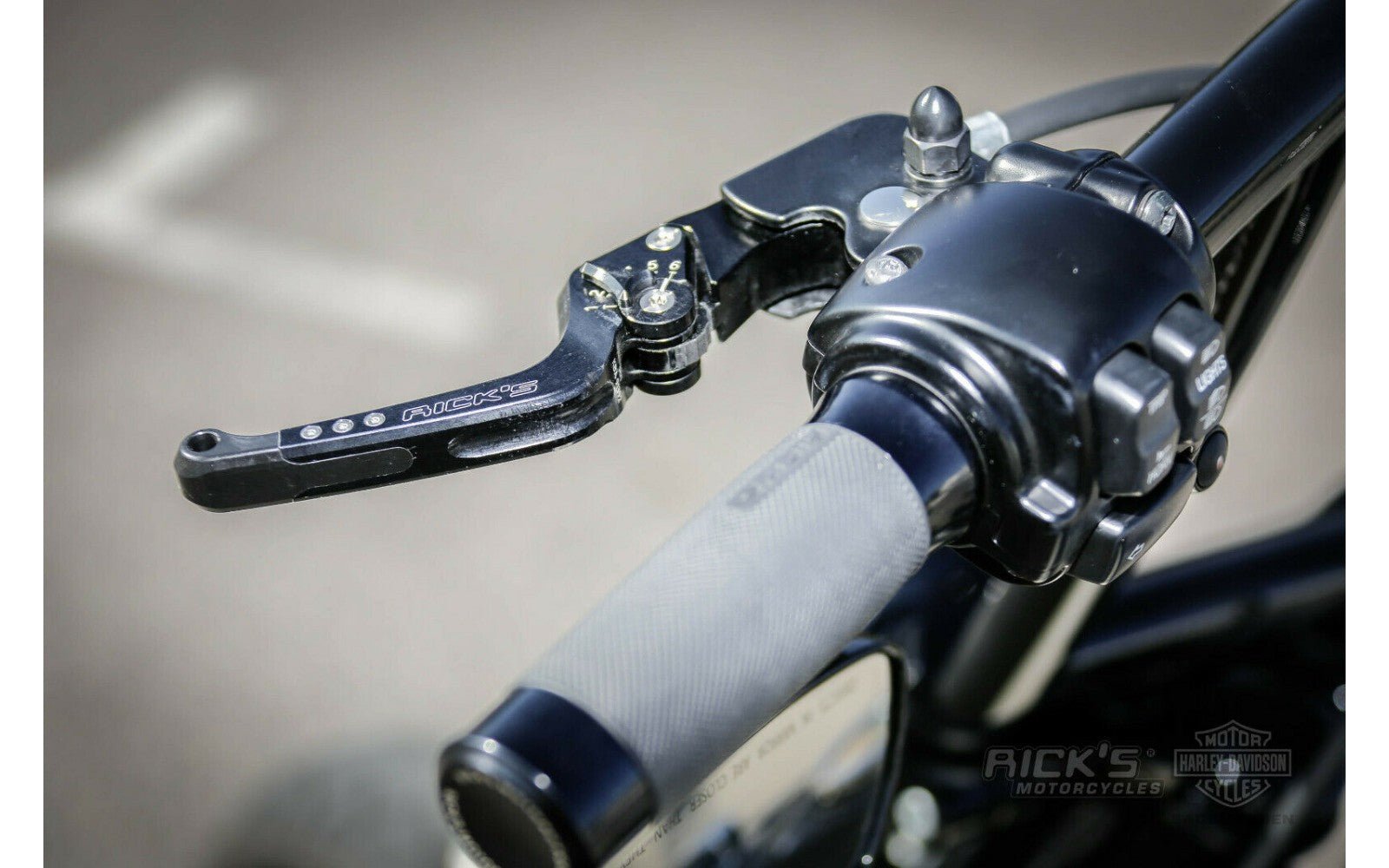 Rick's Adjustable Levers Set "Good Guys" Black - Softail 18 - up - Rick's Motorcycles USA - Custom Parts for Harley - Davidson