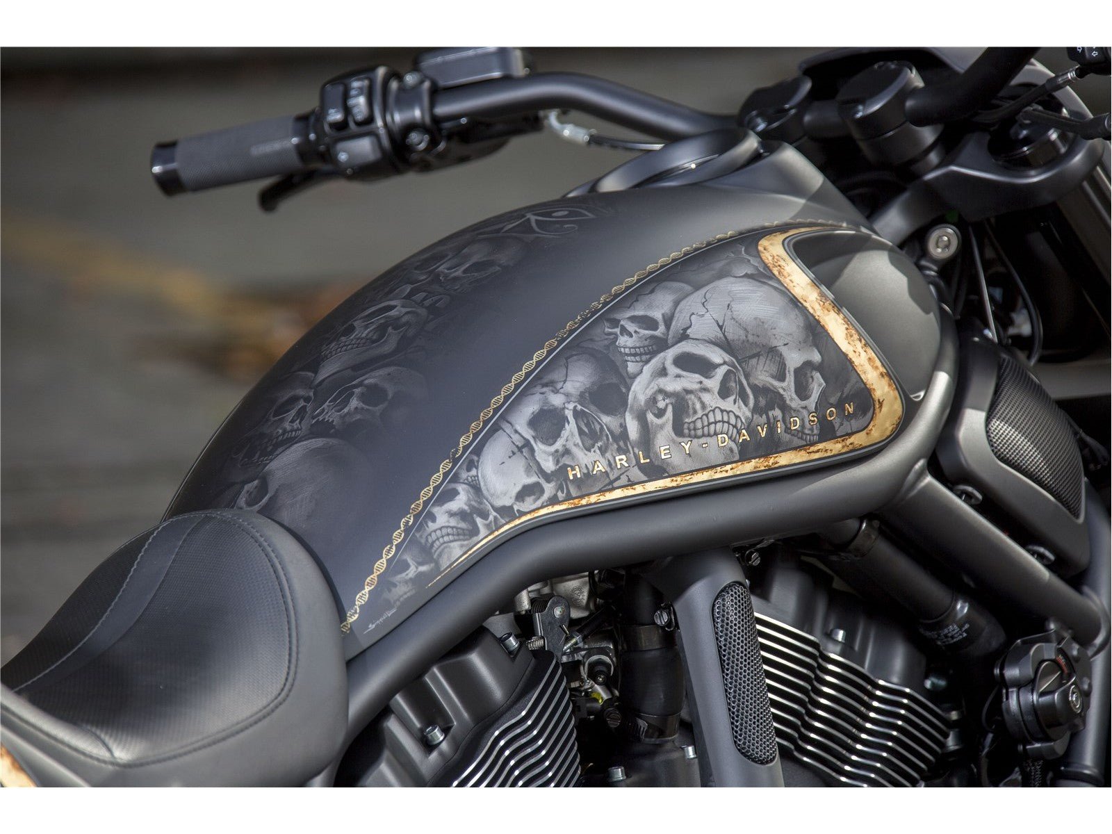 Rick's Airbox Cover “Race” - V - Rod 02 - 17 - Rick's Motorcycles USA - Custom Parts for Harley - Davidson