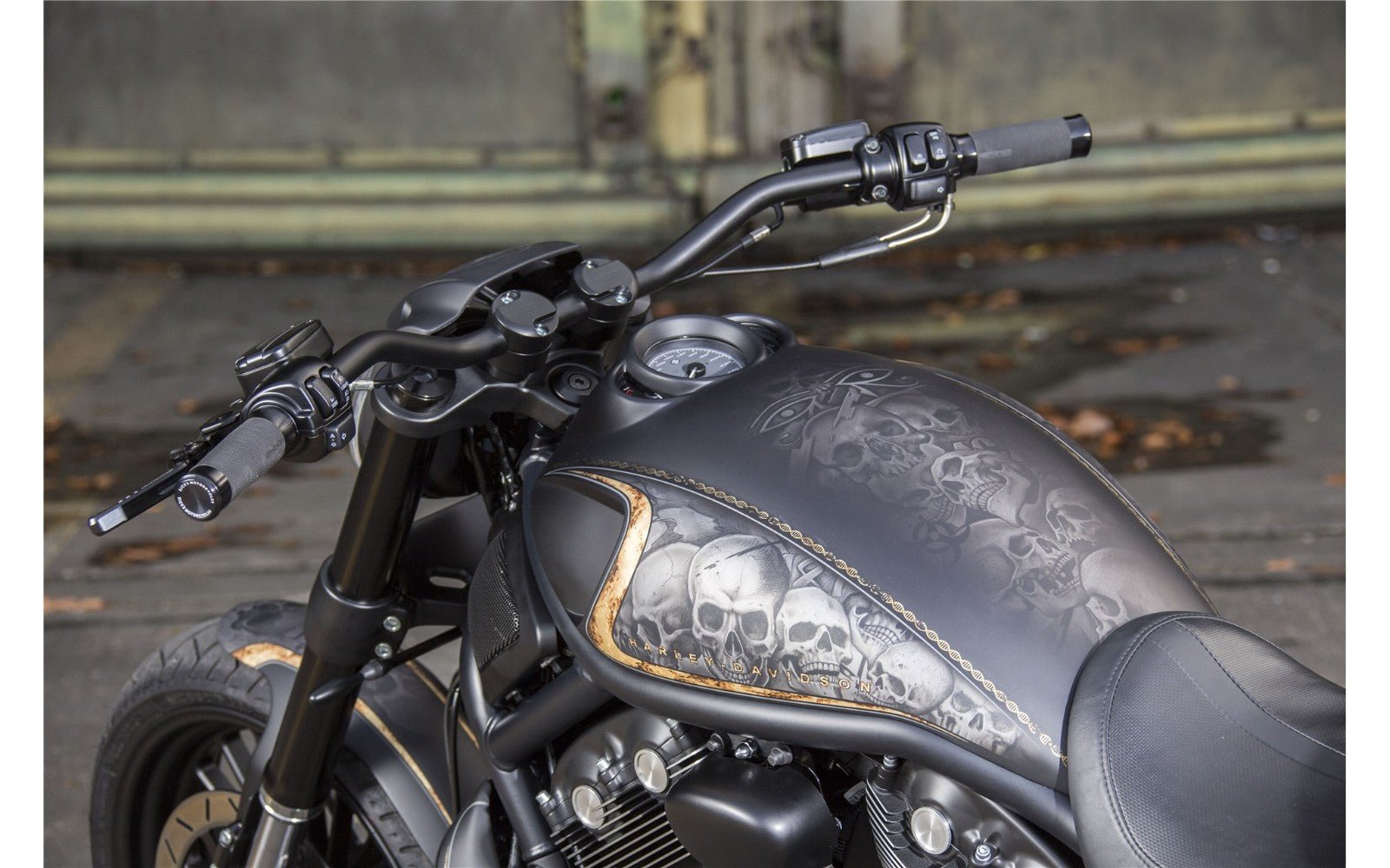 Rick's Airbox Cover “Race” - V - Rod 02 - 17 - Rick's Motorcycles USA - Custom Parts for Harley - Davidson