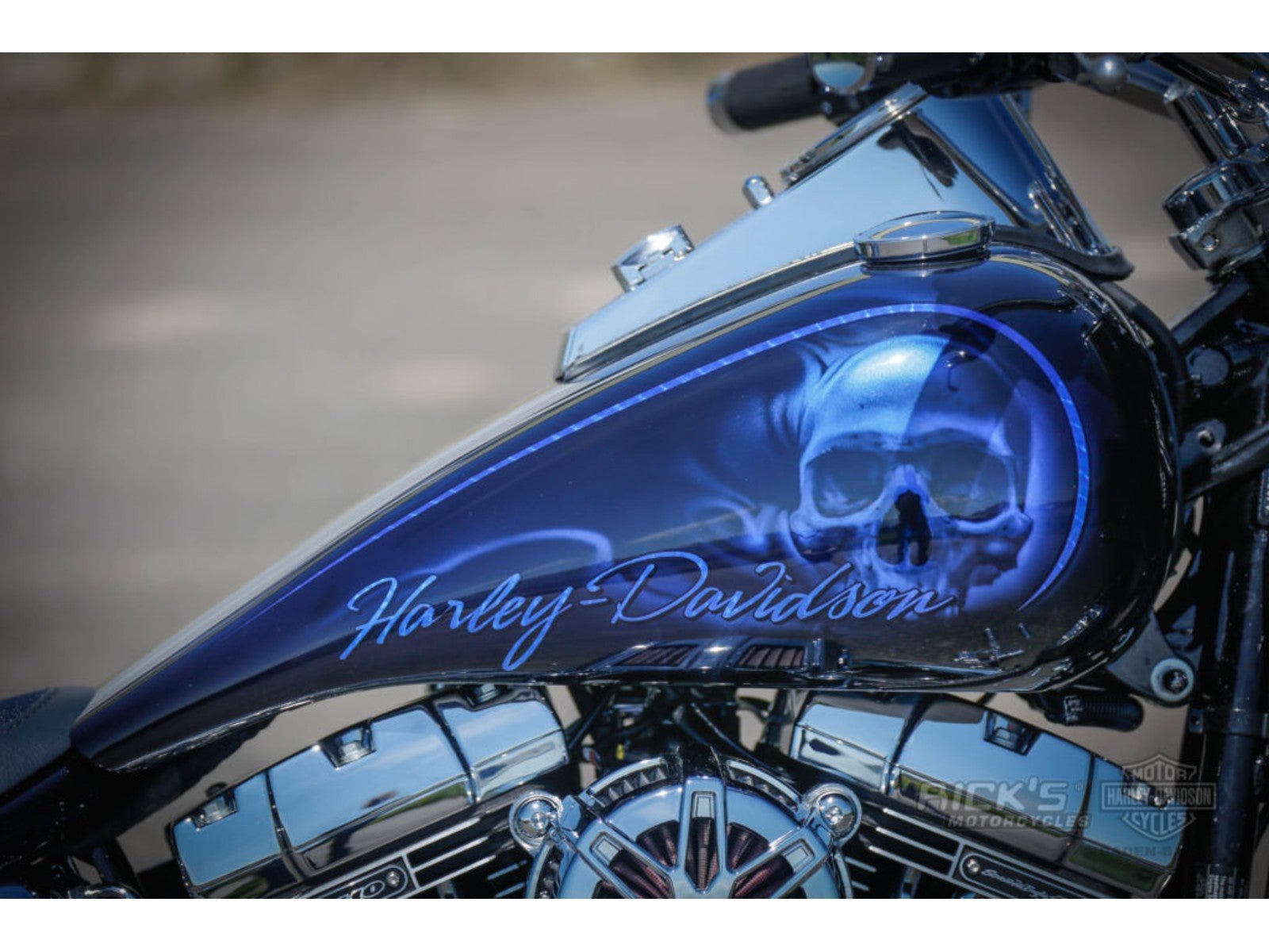 Rick's Fuel Tank Extension - Softail 2018 - up - Rick's Motorcycles USA - Custom Parts for Harley - Davidson