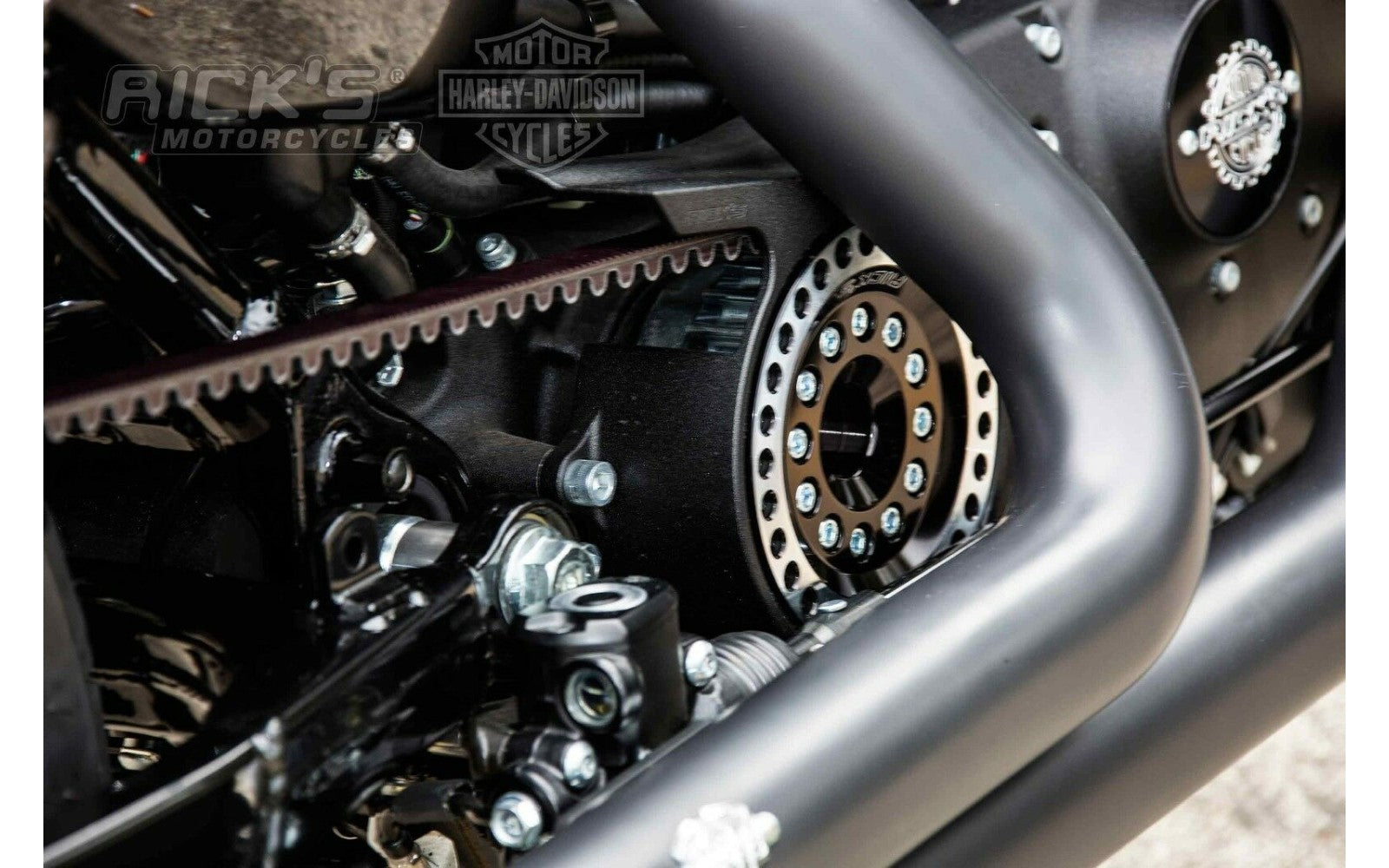 Rick's Offset-Riemenscheibe 17 mm/200-210 Reifen - Sportster ab 2004 