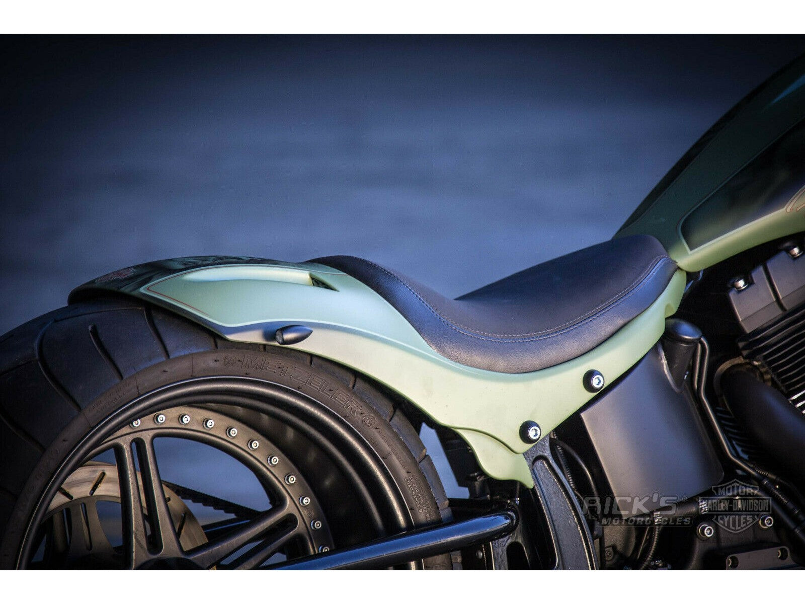 Rick's Rear Fender "Short Cut Race" 300 Wheel - Softail 07-17