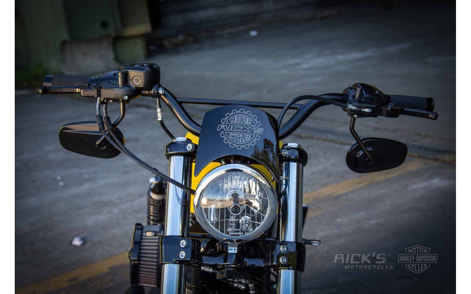 Rick's Headlight Mask - Sportster 48