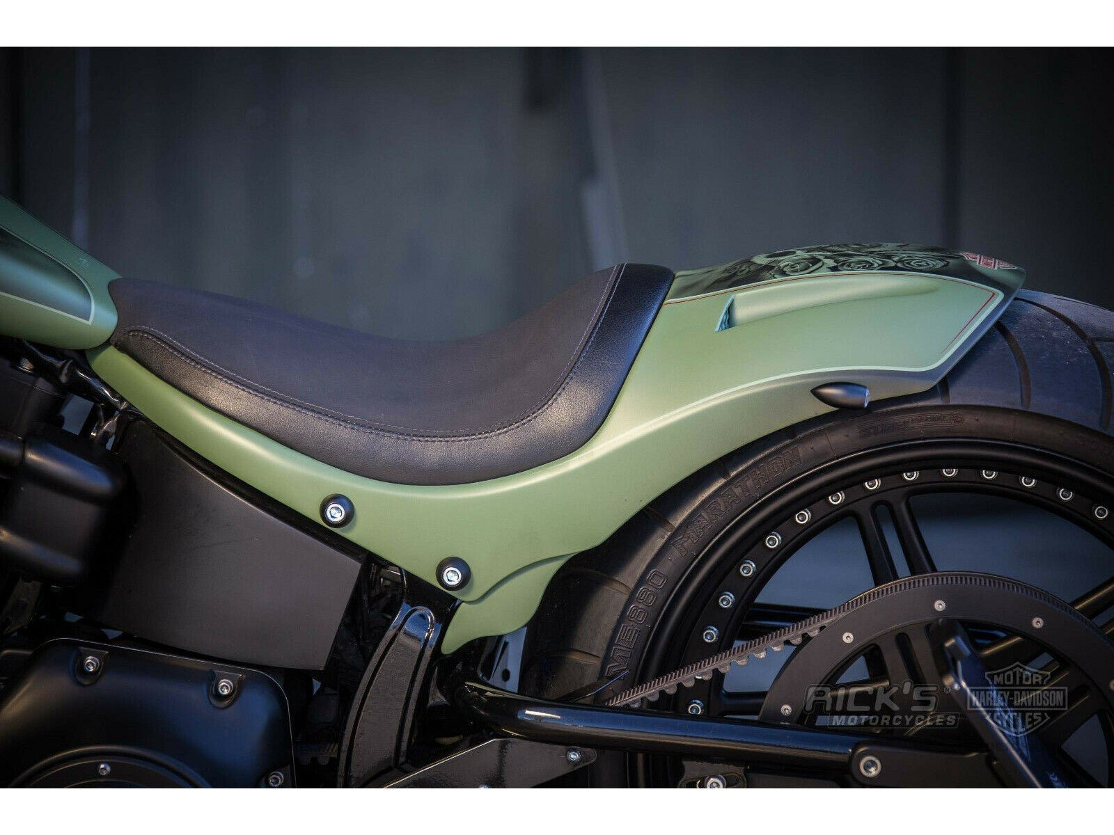 Rick's Rear Fender "Short Cut Race" 300 Wheel - Softail 00-06