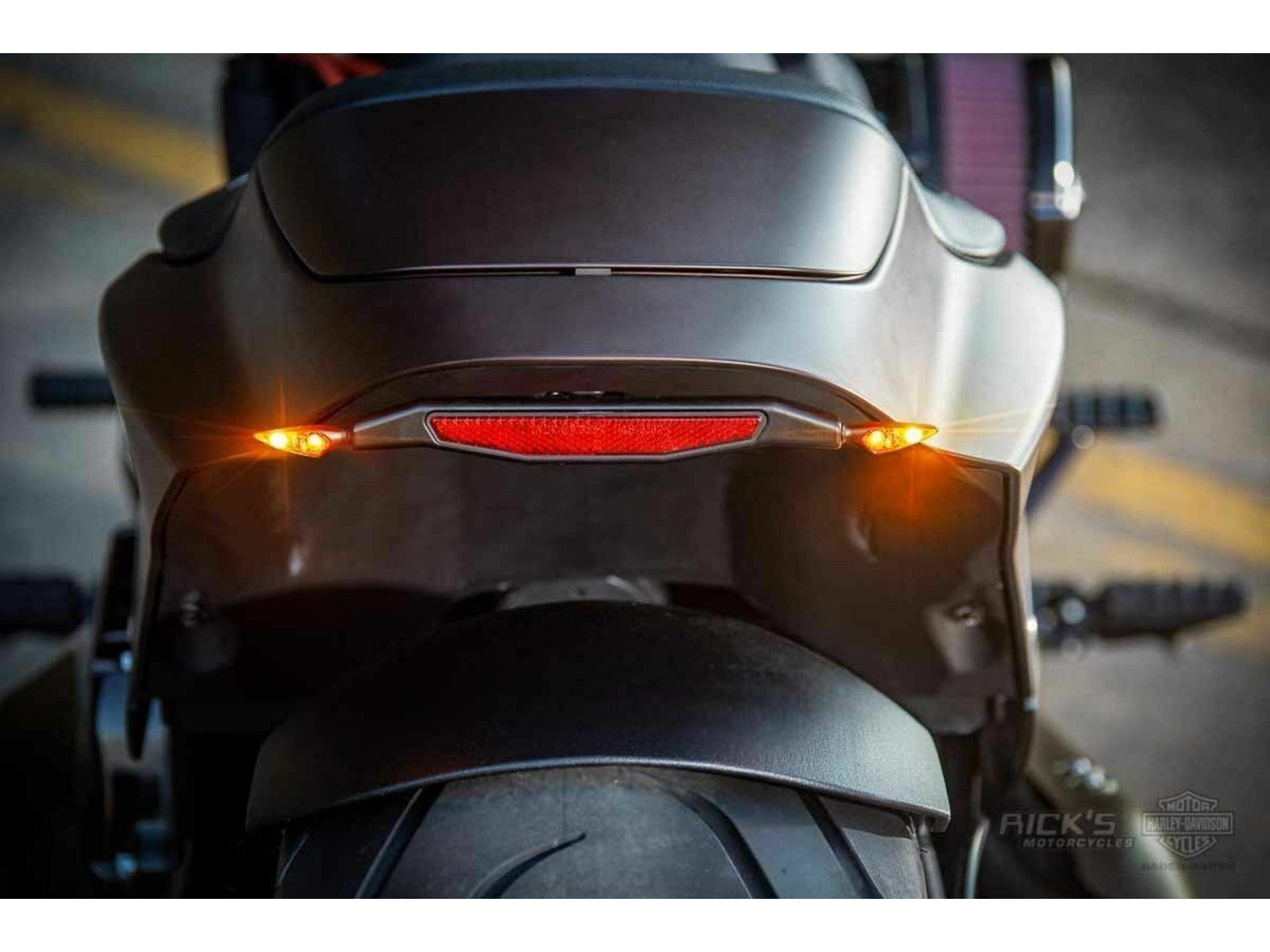 Rick's Rear Indicator Bracket with Rhombus - FXDR