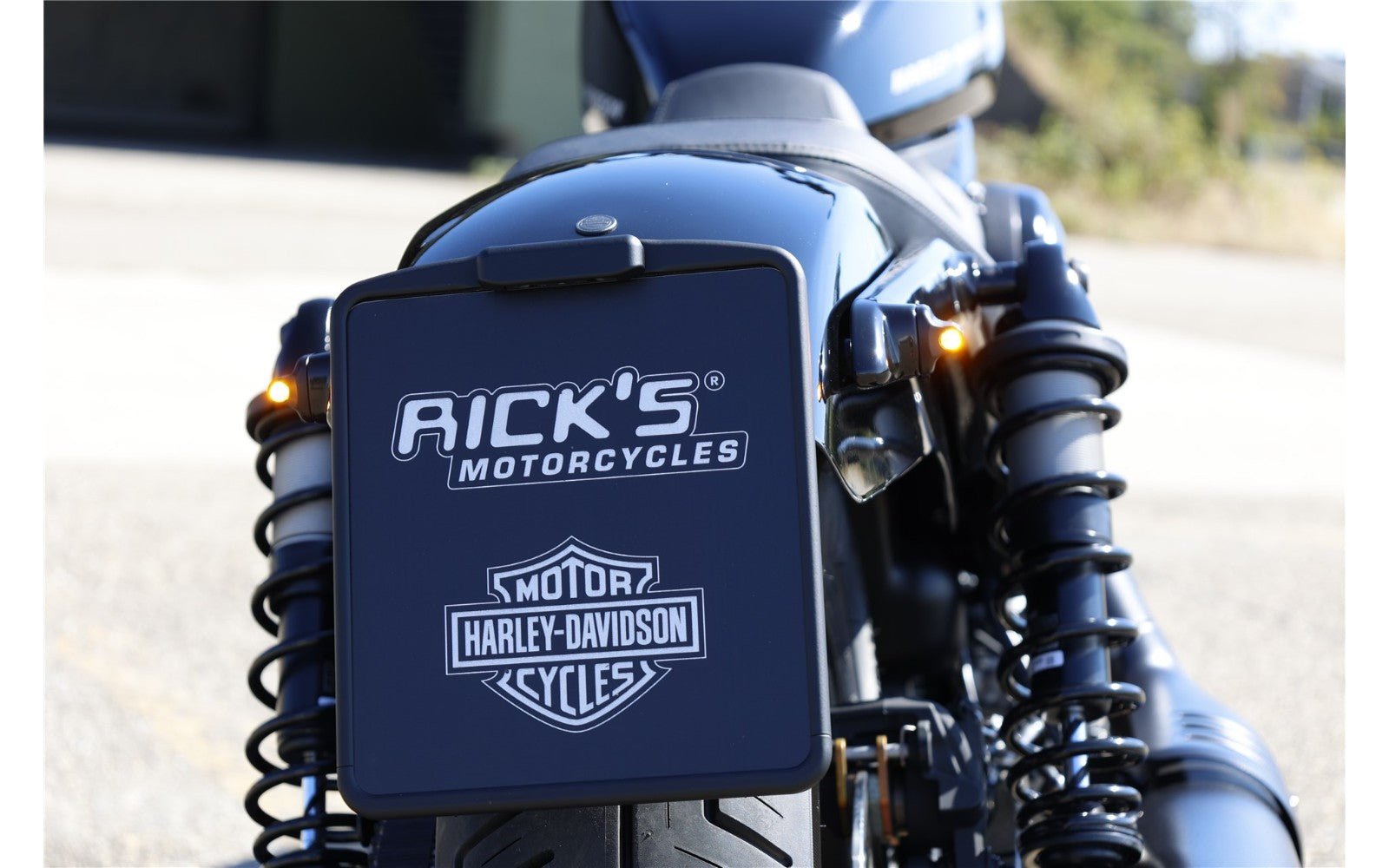 Rick's Rear Indicator Brackets with Atto 3-1 - Nightster 22-up