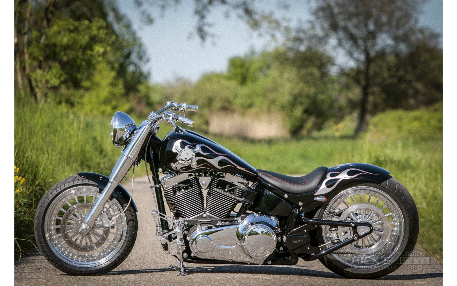 Rick's Steel Rear Rear Fender 300 Tire - Softail 08-17