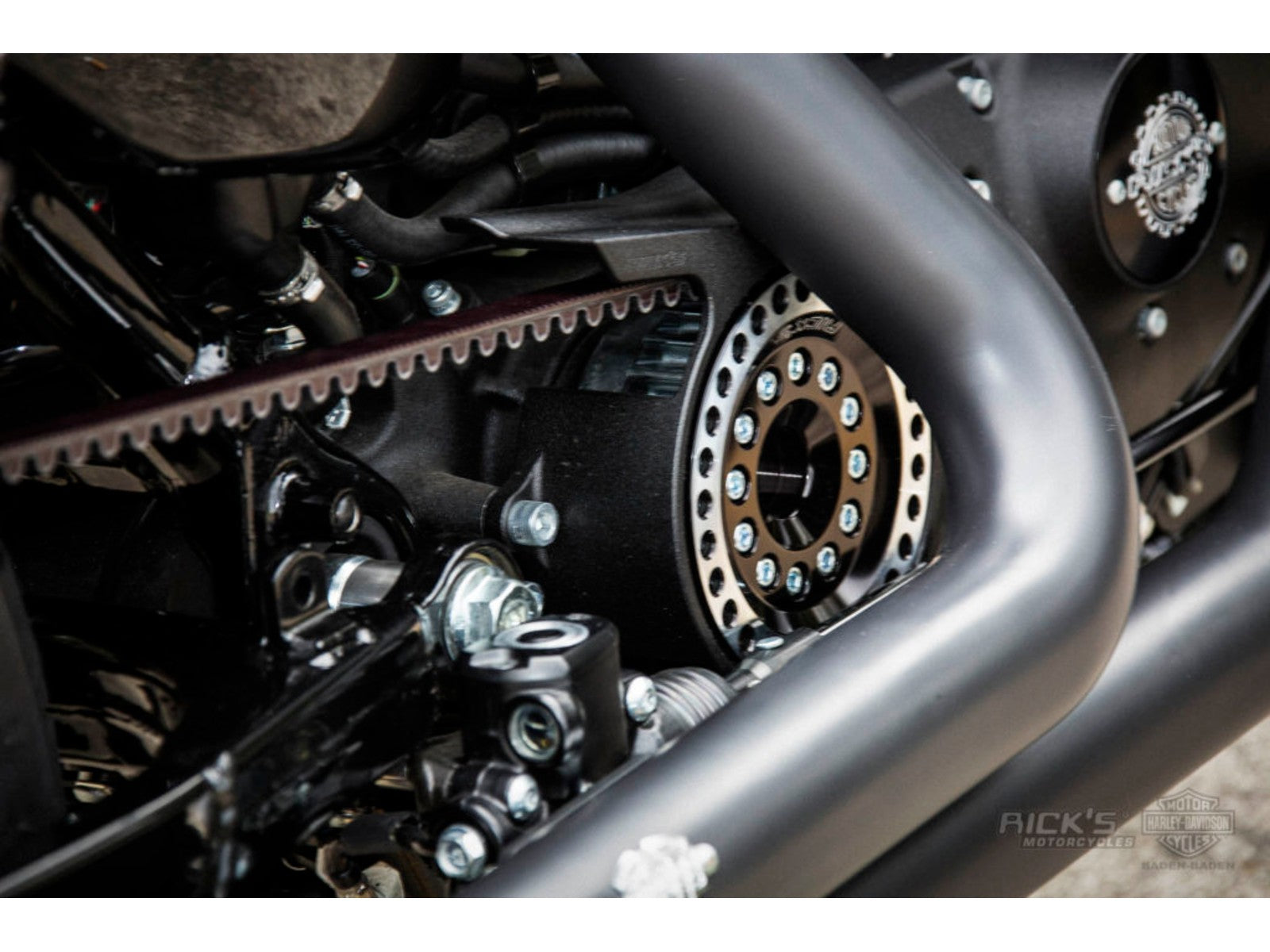 Rick's Offset Pulley Cover Aluminum - Sportster 09-up